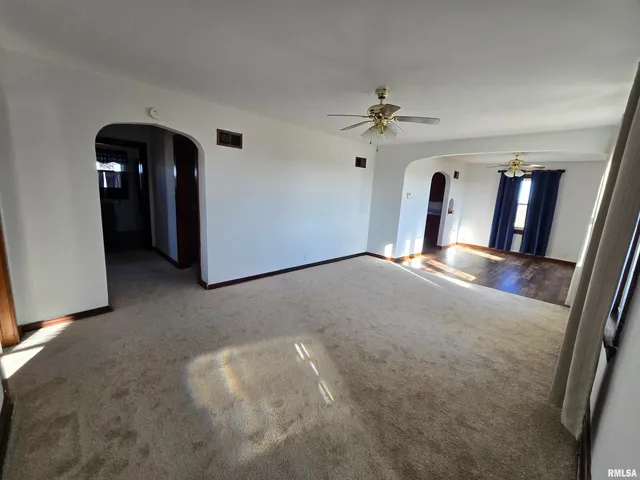 $99,900 | 2608 Highway 17, Toluca, IL 61369