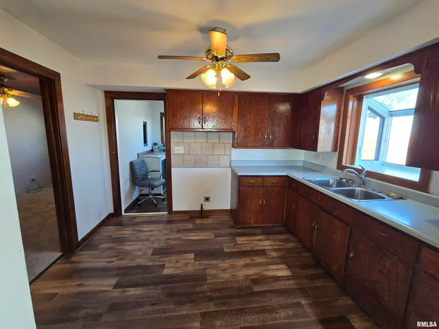 $99,900 | 2608 Highway 17, Toluca, IL 61369