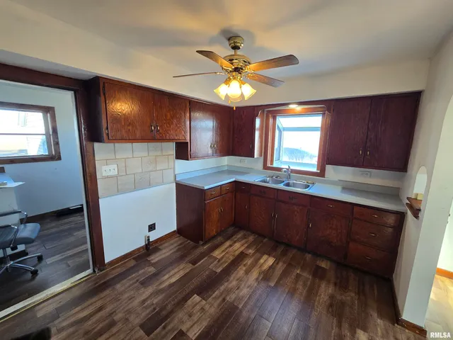 $99,900 | 2608 Highway 17, Toluca, IL 61369