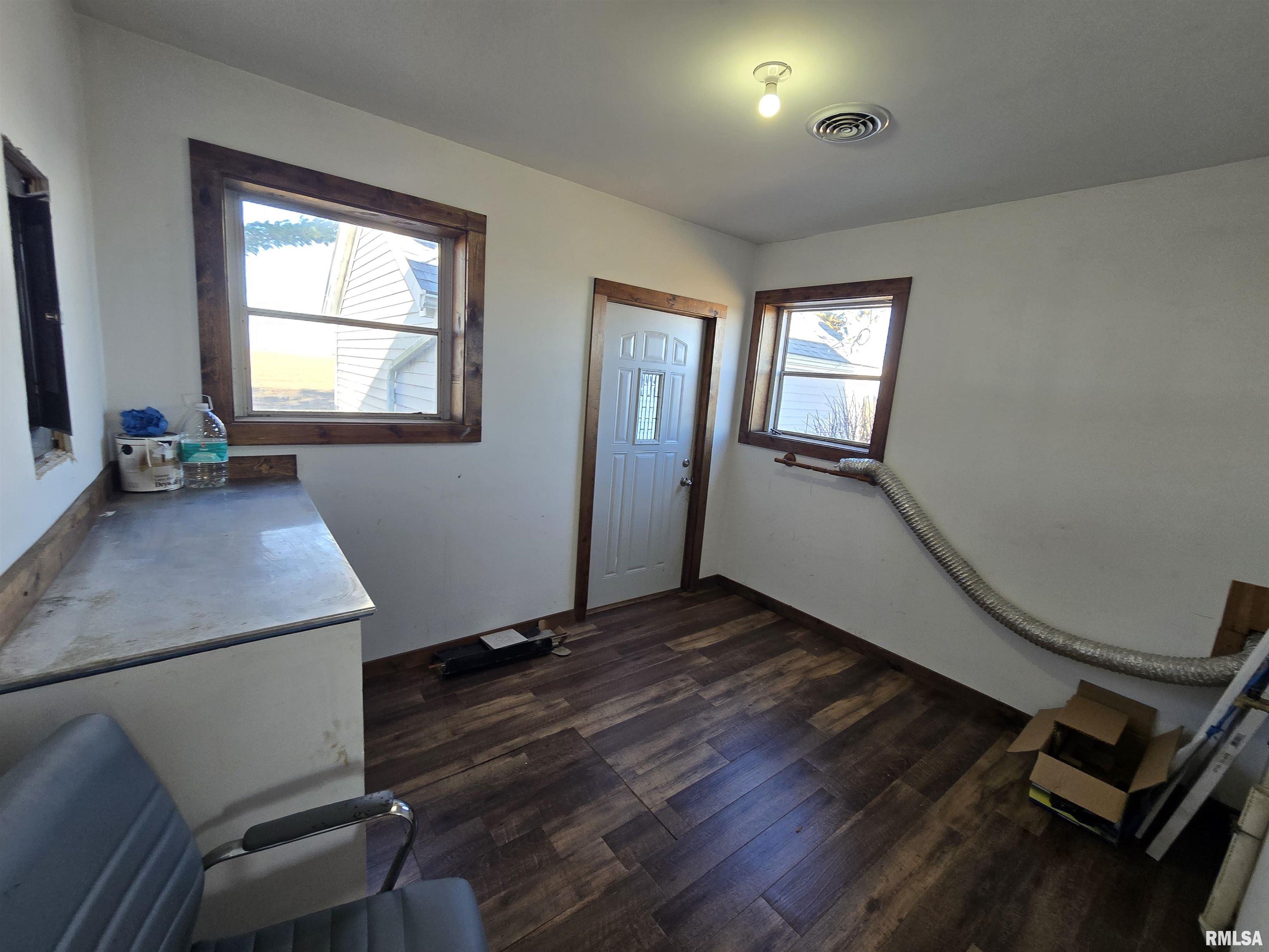 2608 Highway 17 Toluca, IL 61369 - Photo 10 of 18