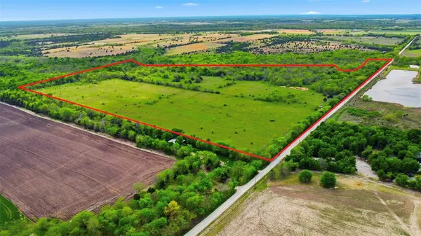 $460,000 | 4809 Commerce Tx 75428, Ladonia, TX 75449