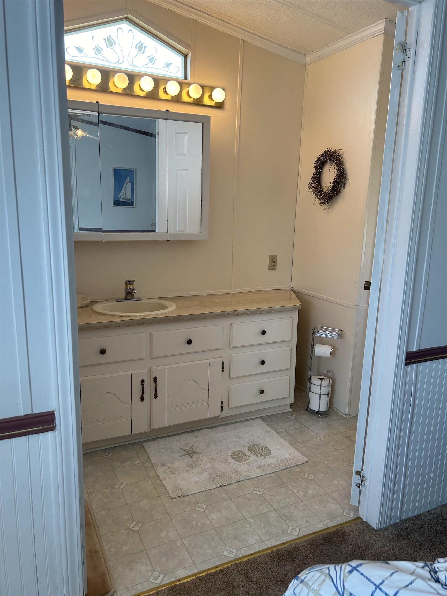 382 Grande Rio Grande, NJ 08242 - Photo 12 of 17 a view of cabinets