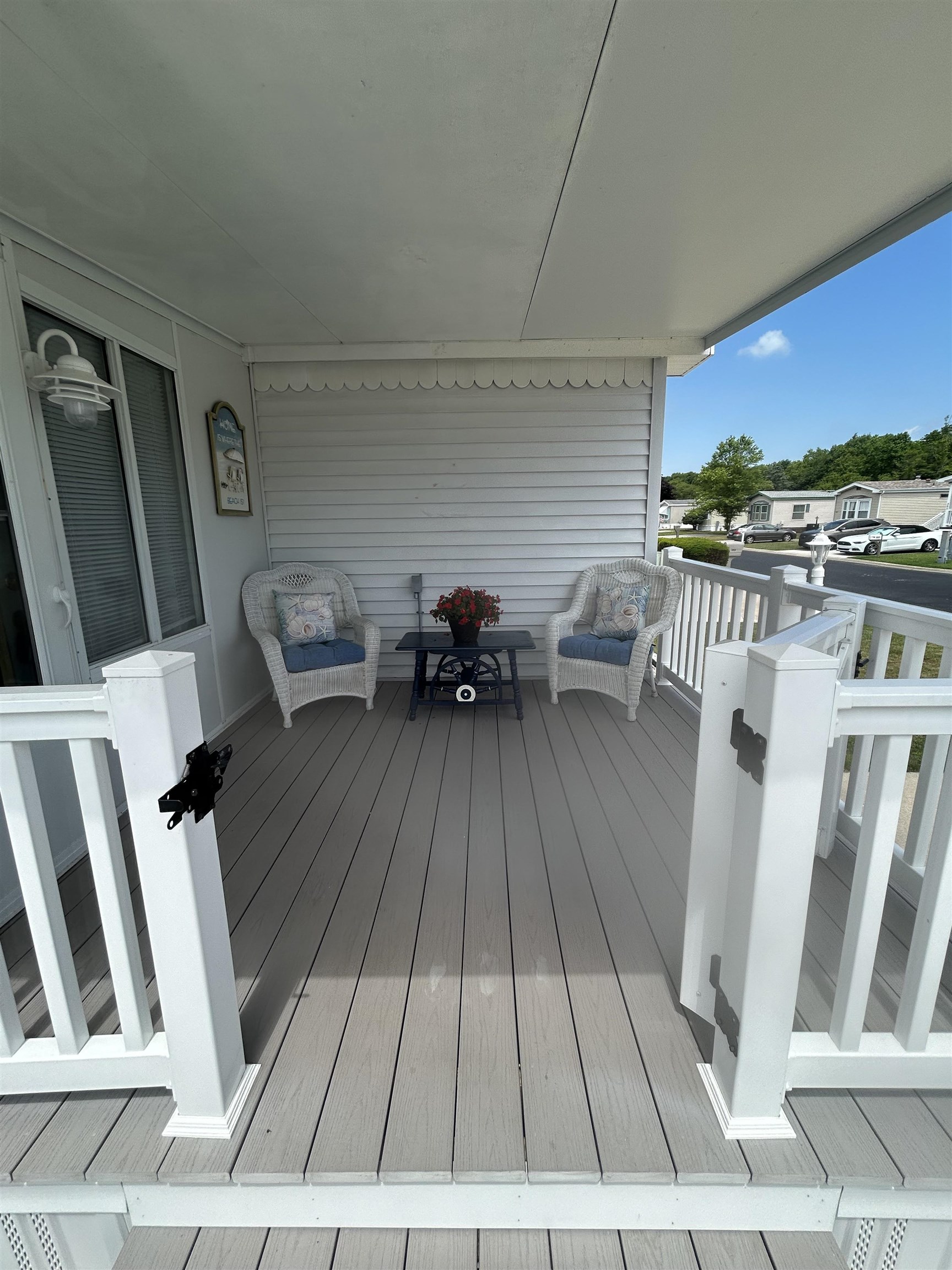 382 Grande Rio Grande, NJ 08242 - Photo 2 of 17 a living room with furniture