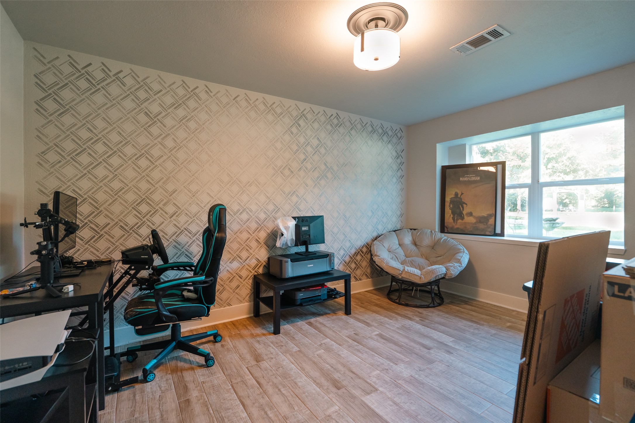 419 Magnolia Bend New Caney, TX 77357 - Photo 17 of 25 a bedroom with furniture and a window