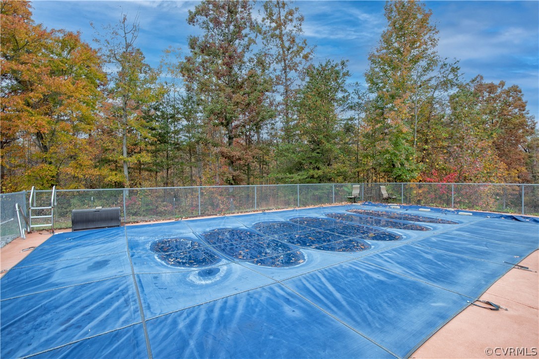 24410 Johnson Road Jetersville, VA 23083 - Photo 27 of 47 a view of a backyard