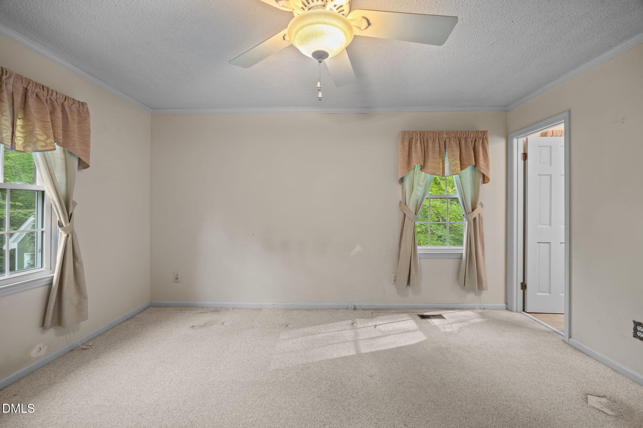 228 Hunters Ridge Road Henderson, NC 27537 - Photo 20 of 46