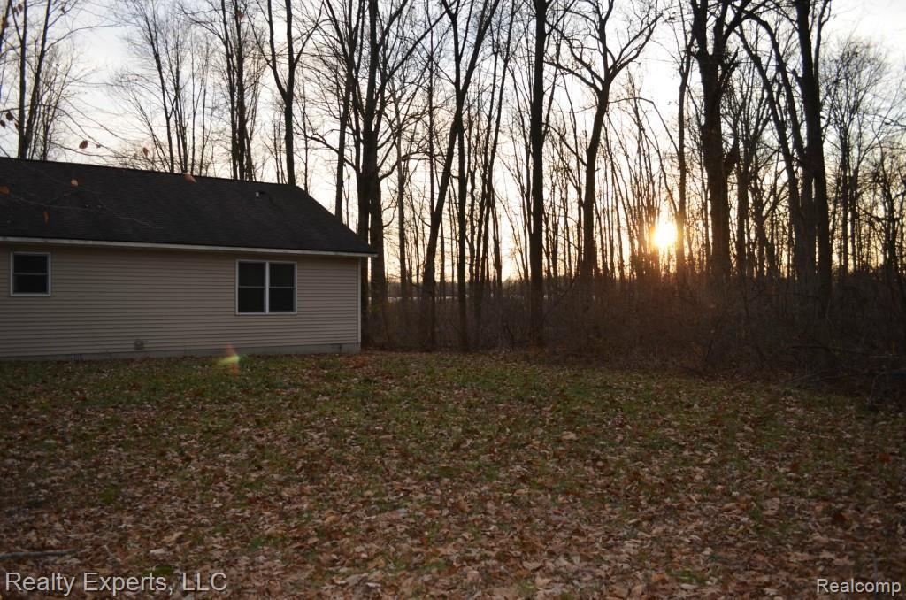 50300 Willow Road Belleville, MI 48111 - Photo 24 of 27 Country at its Best