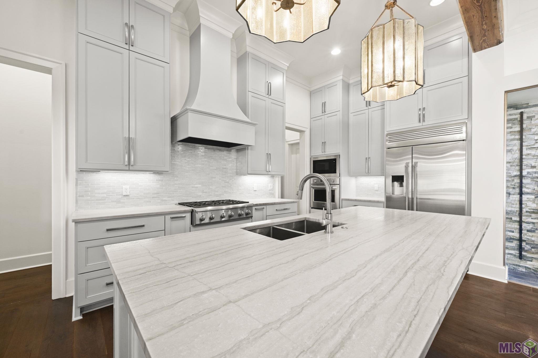 7515 Tilton Court Baton Rouge, LA 70806 - Photo 3 of 47