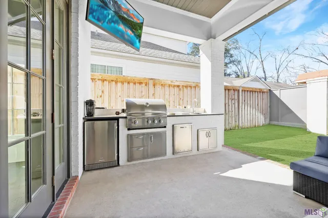 $985,000 | 7515 Tilton Court, Baton Rouge, LA 70806