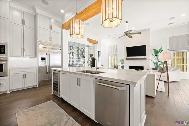 $985,000 | 7515 Tilton Court, Baton Rouge, LA 70806