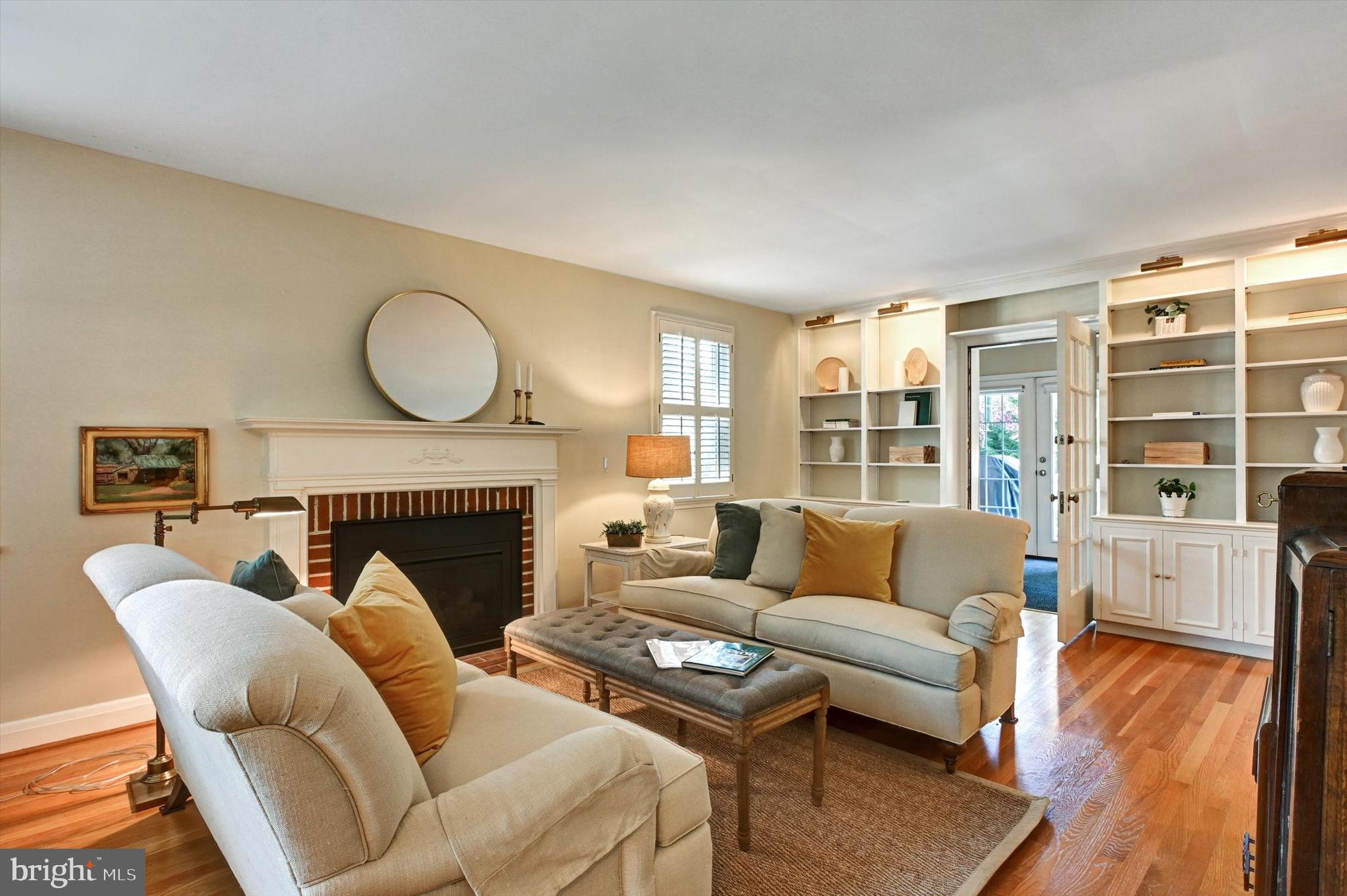 605 Worcester Road Towson, MD 21286 - Photo 6 of 39 a living room with furniture and a fireplace
