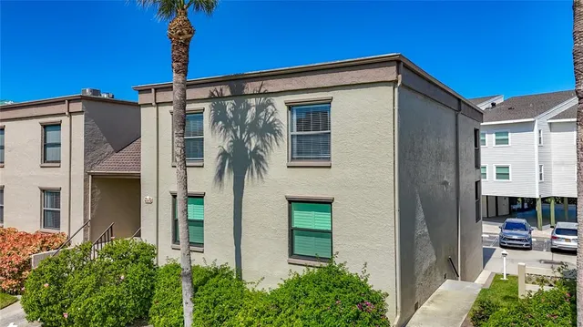 $619,000 | 19725 Gulf Boulevard, Unit 46, Indian Rocks Beach, FL 33785