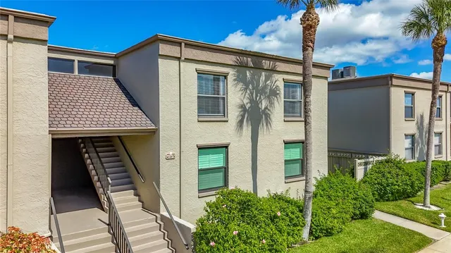 $619,000 | 19725 Gulf Boulevard, Unit 46, Indian Rocks Beach, FL 33785