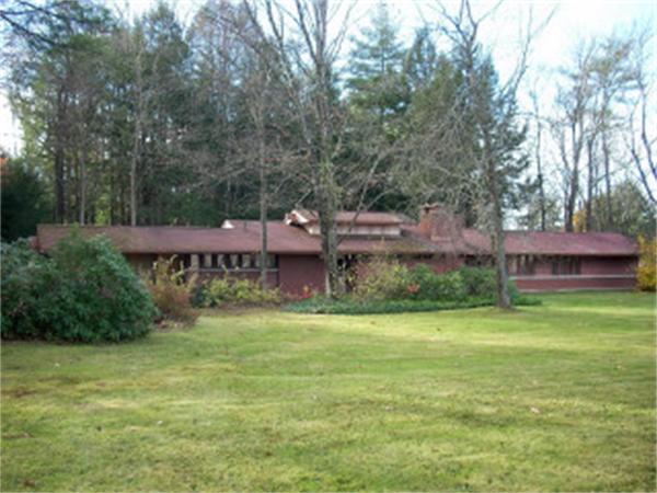 244 Leyden Road Greenfield, MA 01301 - Photo 1 of 24 Gallery Image 1