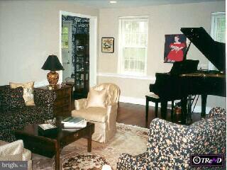 230 Righters Mill Road Narberth, PA 19072 - Photo 4 of 6 Gallery Image 4