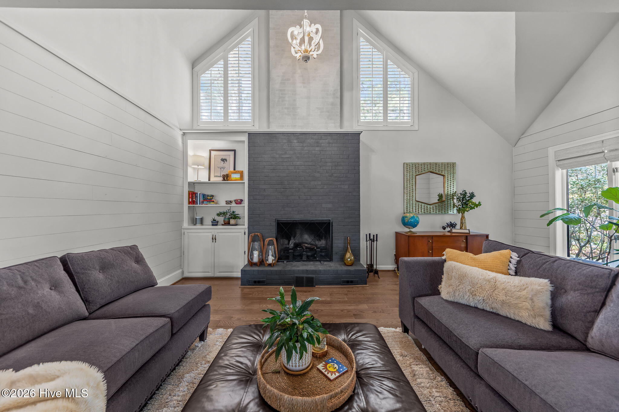2 Alpine Place Pinehurst, NC 28374 - Photo 3 of 39 Living Room