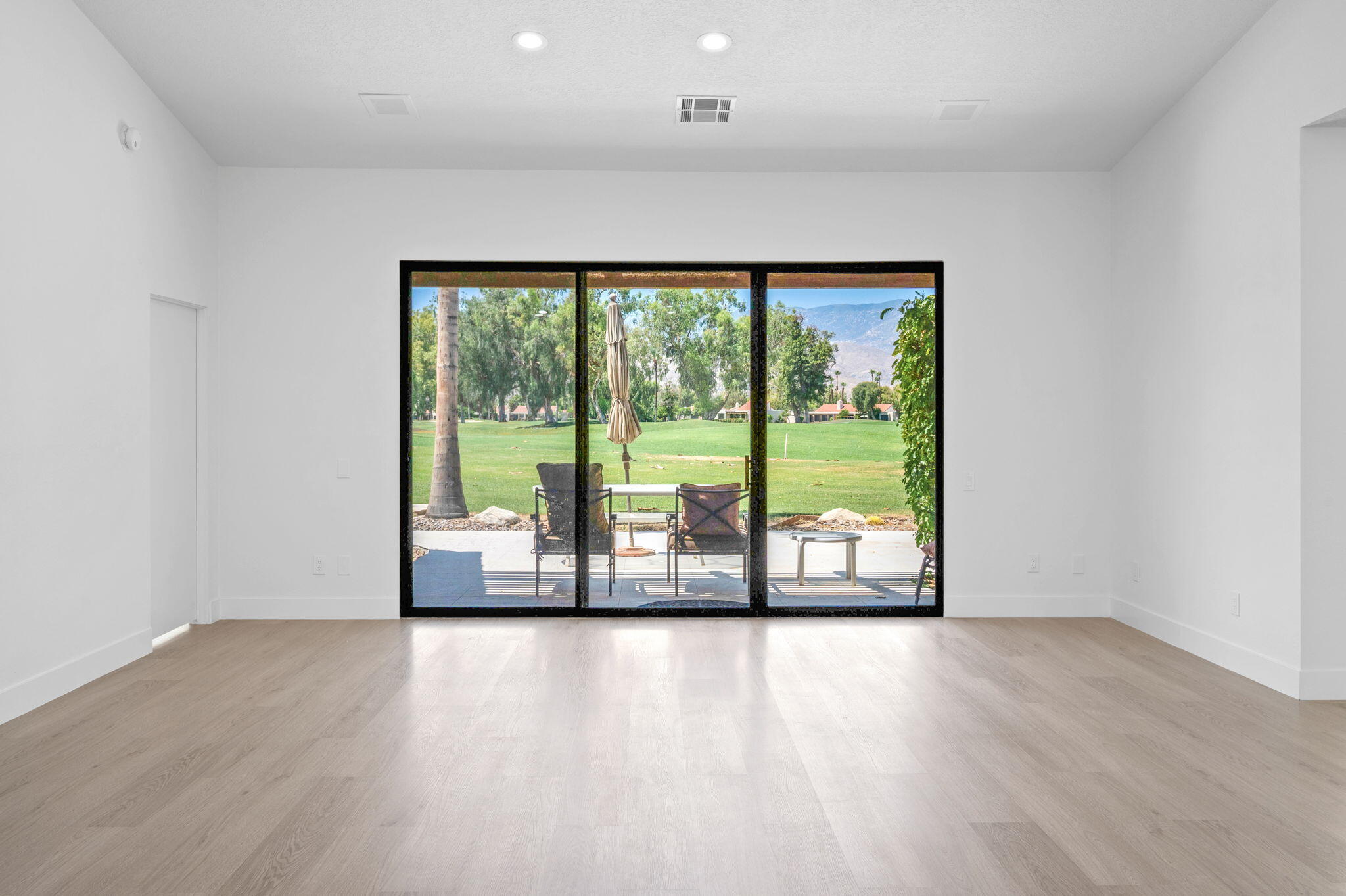 10403 Sunningdale Drive Rancho Mirage, CA 92270 - Photo 11 of 43 12-web-or-mls-DSC_3892