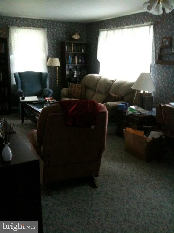 151 Riverside Avenue Lancaster, PA 17602 - Photo 2 of 11 Gallery Image 2