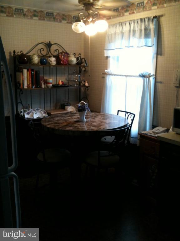 151 Riverside Avenue Lancaster, PA 17602 - Photo 6 of 11 Gallery Image 6