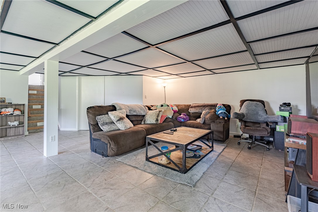 9942 Bell Road Newbury, OH 44065 - Photo 28 of 39 Gallery Image 28
