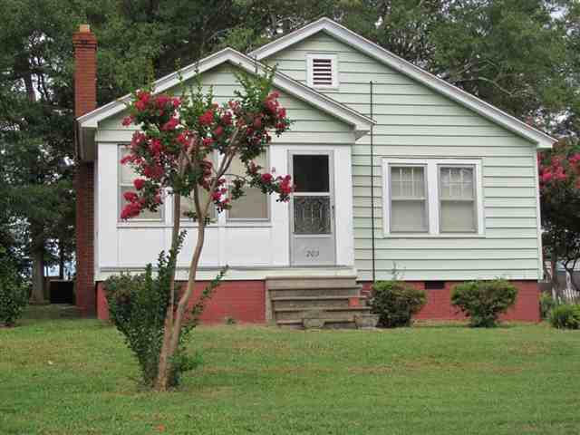 203 Sumter Street Anderson, SC 29621 - Photo 8 of 9 Gallery Image 8