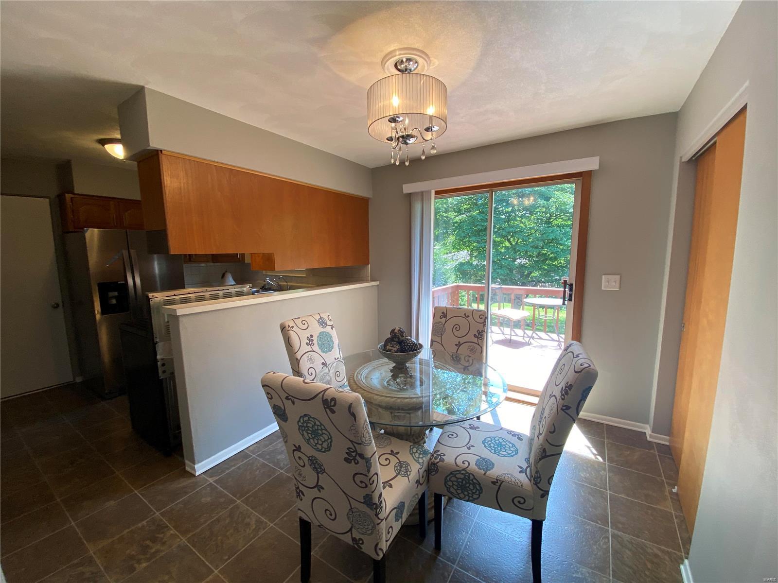 105 Ladue Road Belleville, IL 62223 - Photo 10 of 14 Gallery Image 10