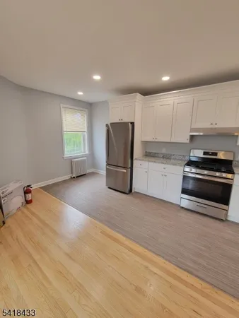 $1,825 | 34 Main Street, Unit 3, South Bound Brook, NJ 08880