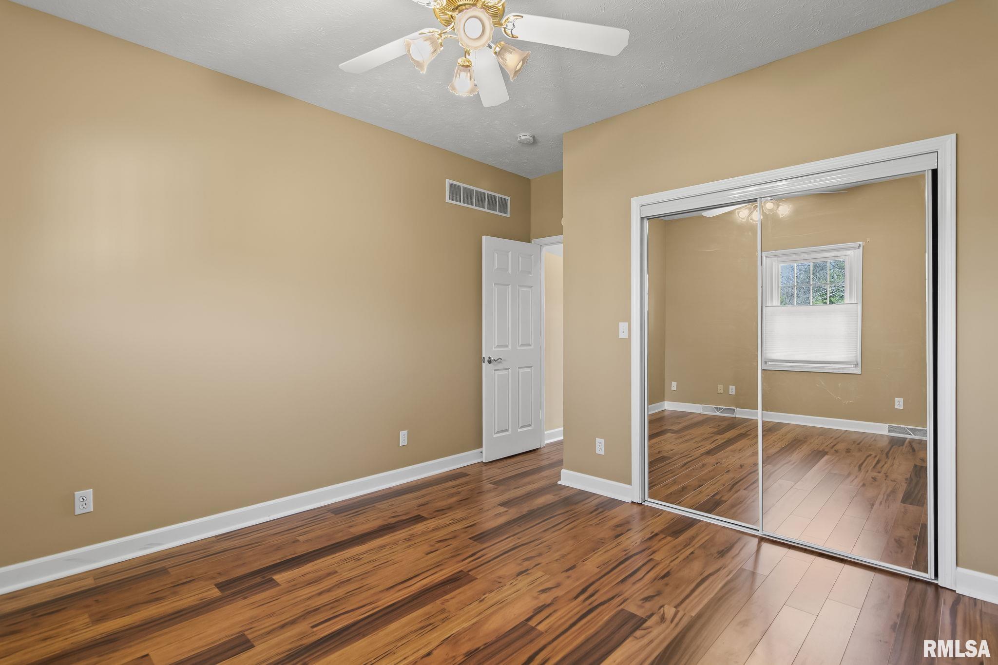6600 Carlisle Bend Springfield, IL 62711 - Photo 31 of 47