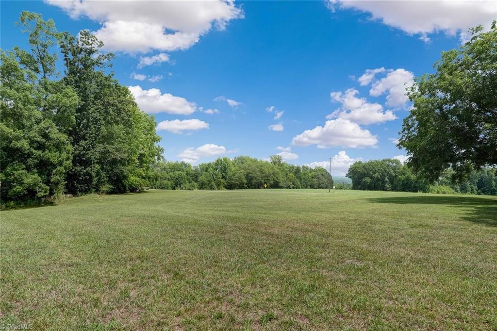 2311 Grooms Road Reidsville, NC 27320 - Photo 27 of 36 Gallery Image 27