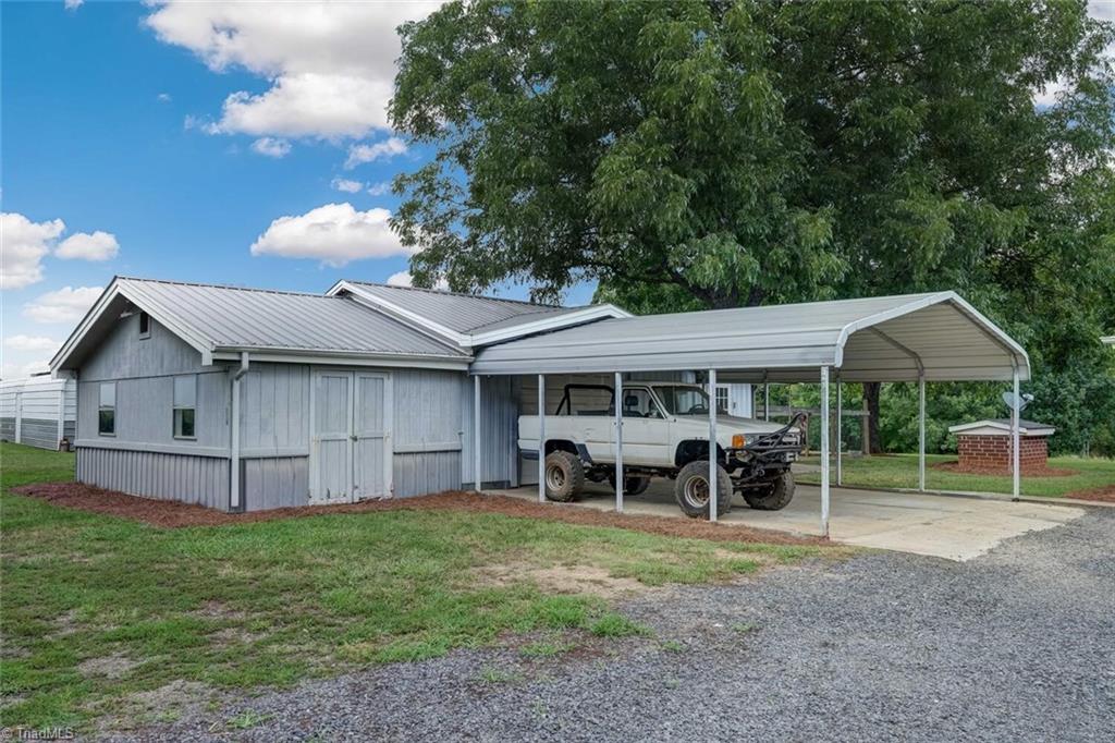 2311 Grooms Road Reidsville, NC 27320 - Photo 28 of 36 Gallery Image 28