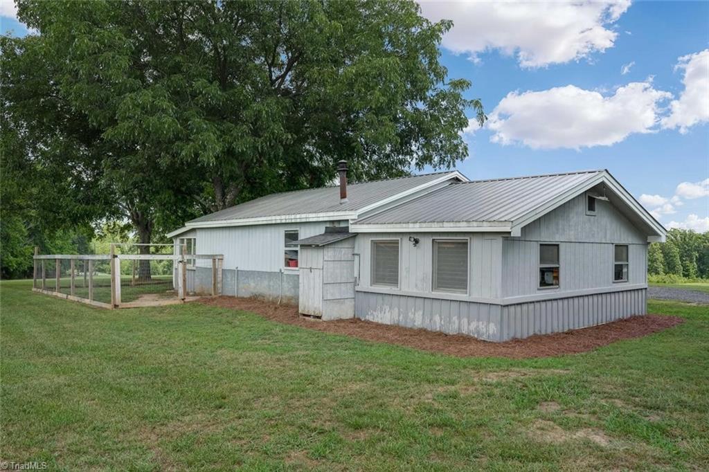 2311 Grooms Road Reidsville, NC 27320 - Photo 29 of 36 Gallery Image 29