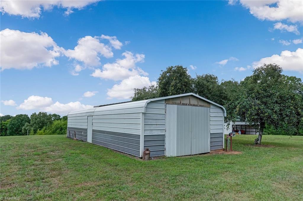 2311 Grooms Road Reidsville, NC 27320 - Photo 30 of 36 Gallery Image 30