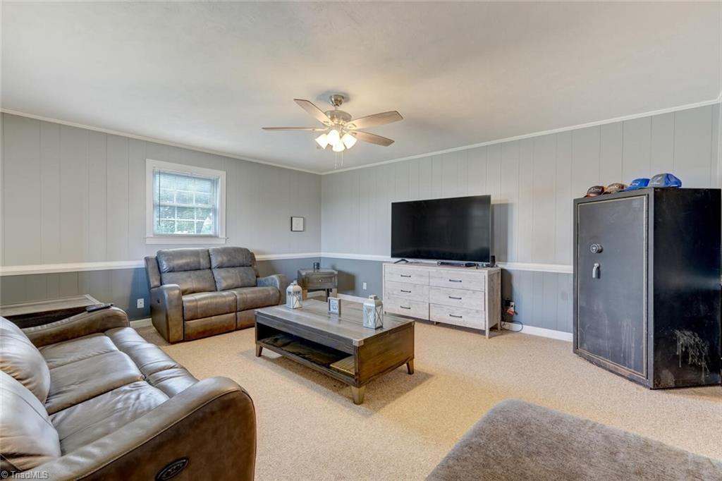 2311 Grooms Road Reidsville, NC 27320 - Photo 8 of 36 Gallery Image 8