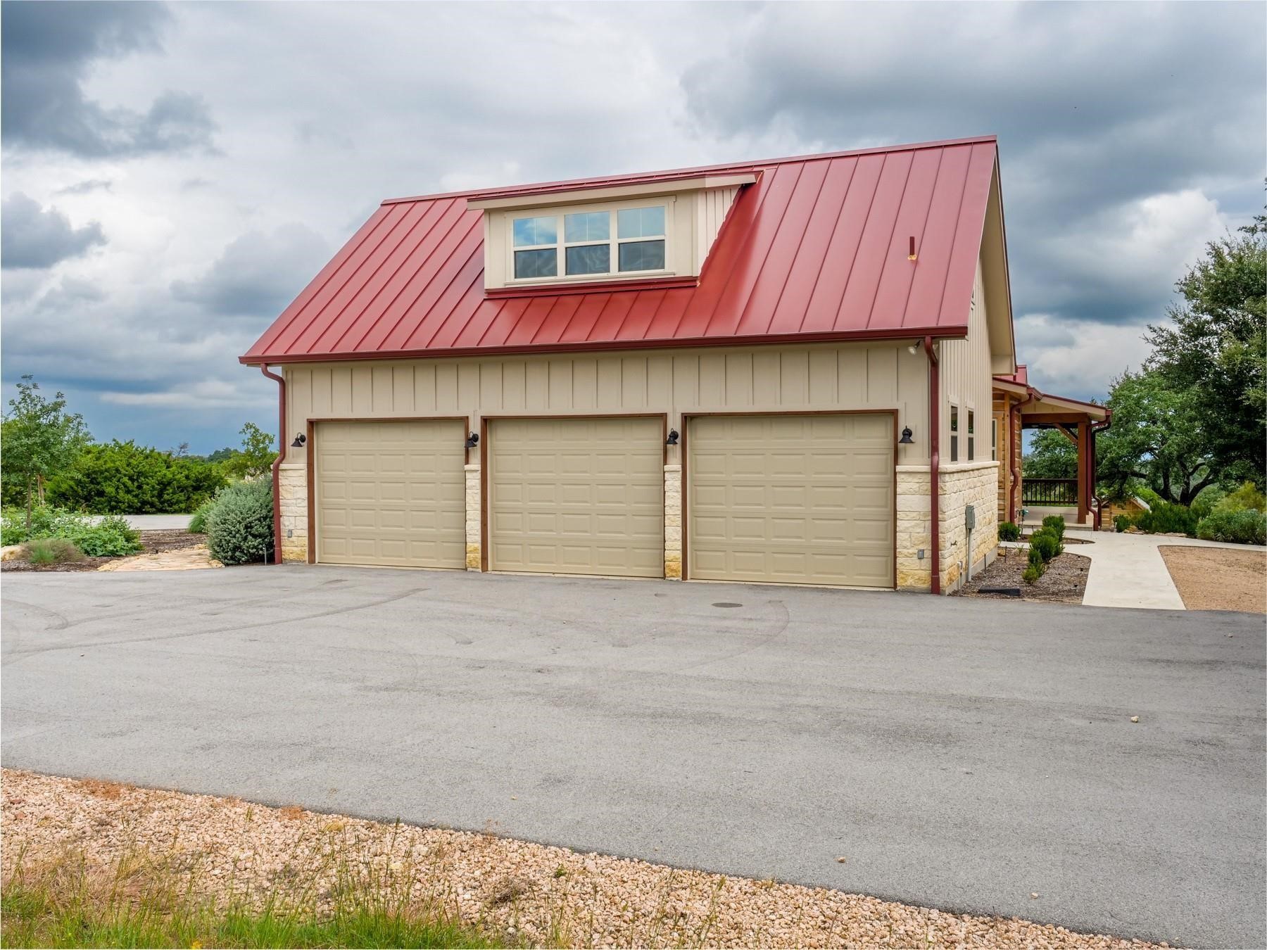 529 Vista Rdg Drive Round Mountain, TX 78663 - Photo 37 of 40