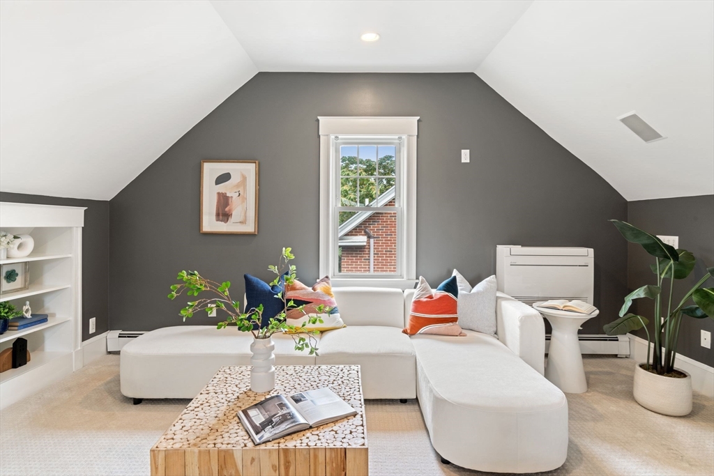 554 Waverley Oaks Road Waltham, MA 02452 - Photo 16 of 24 Gallery Image 16