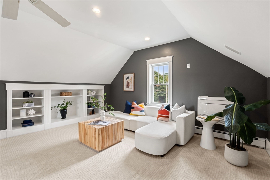 554 Waverley Oaks Road Waltham, MA 02452 - Photo 18 of 24 Gallery Image 18