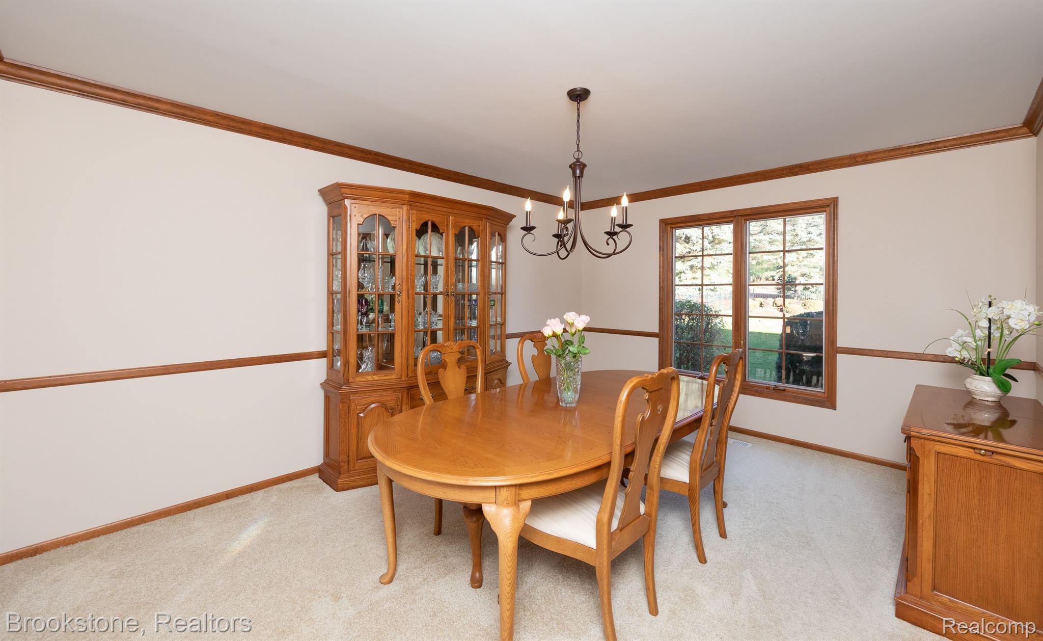 7935 Ranch Estates Road Clarkston, MI 48348 - Photo 15 of 42 Formal dining room