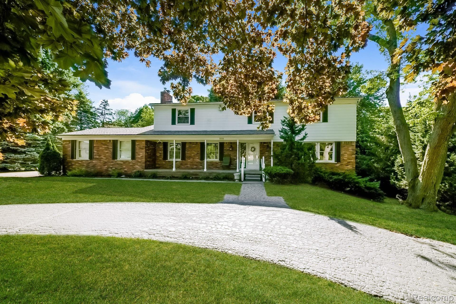 896 Allston Drive Rochester, MI 48309 - Photo 1 of 57 BEAUTIFUL HOME AND LOT!