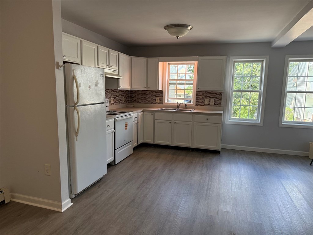 30 Rosedale Street Providence, RI 02909 - Photo 8 of 26