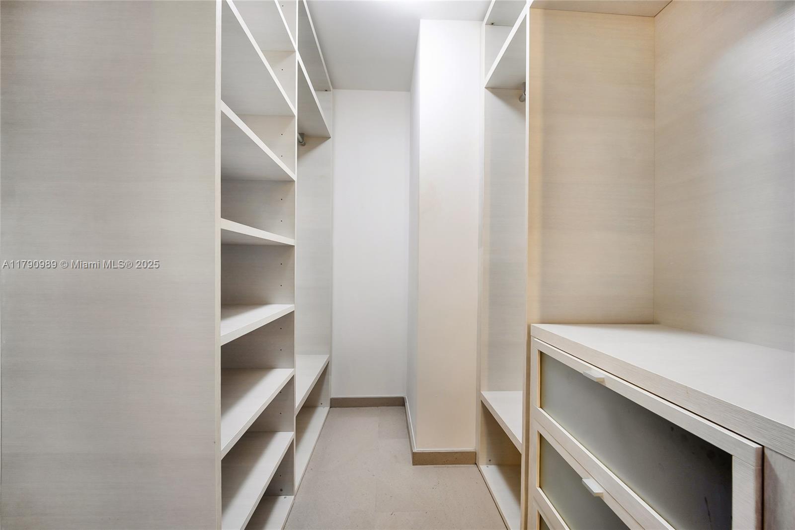 88 Southwest 7th Street, Unit 1009 Miami, FL 33130 - Photo 7 of 21 Italian walk in closet
