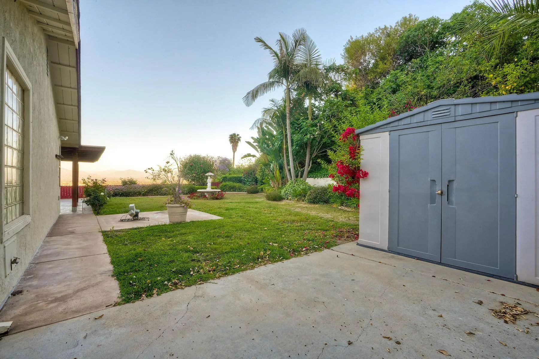 1605 Swallow Drive El Cajon, CA 92020 - Photo 36 of 39 a view of a back yard of the house