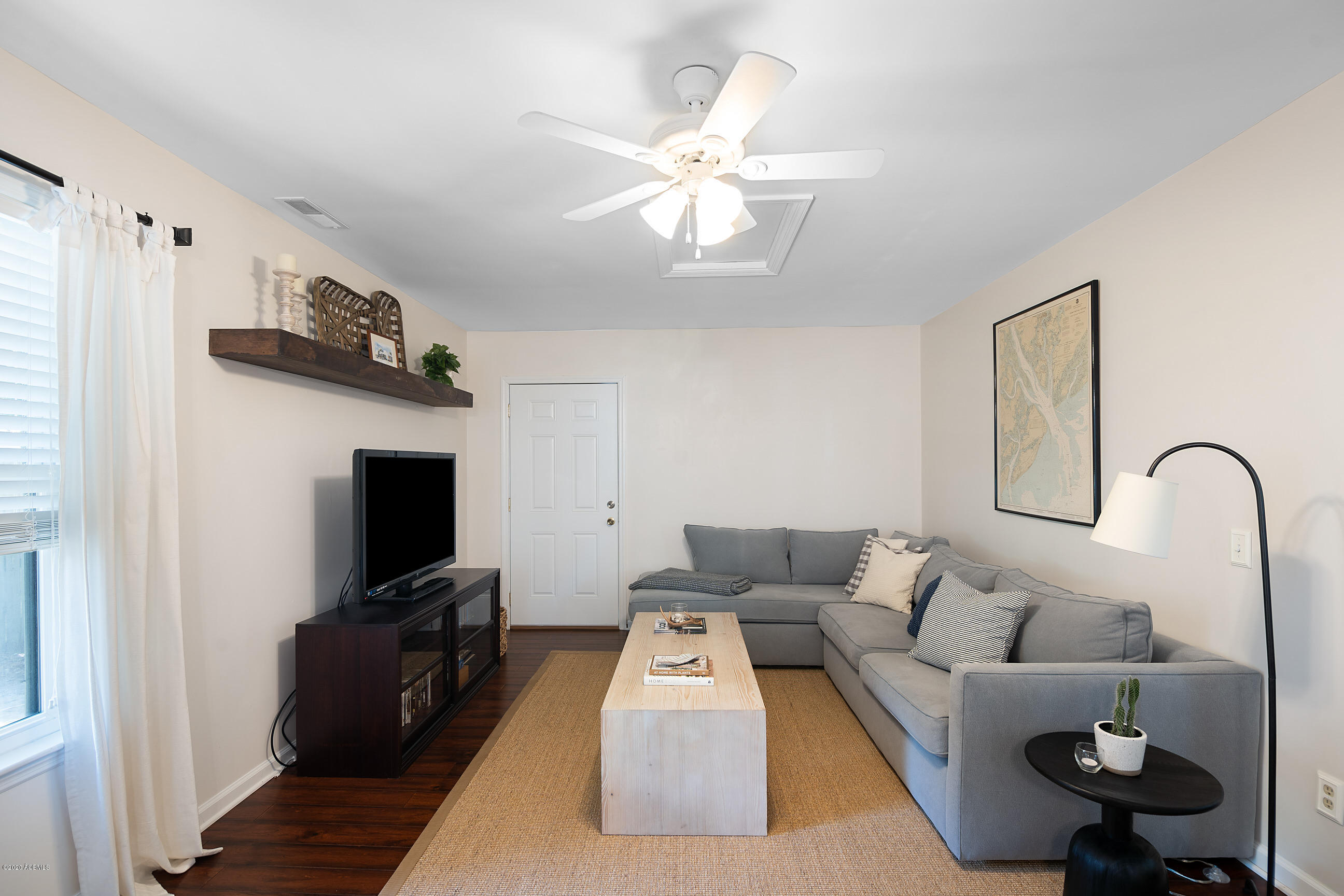 108 State Rd S-7-578 Beaufort, SC 29907 - Photo 12 of 33 DSC08160