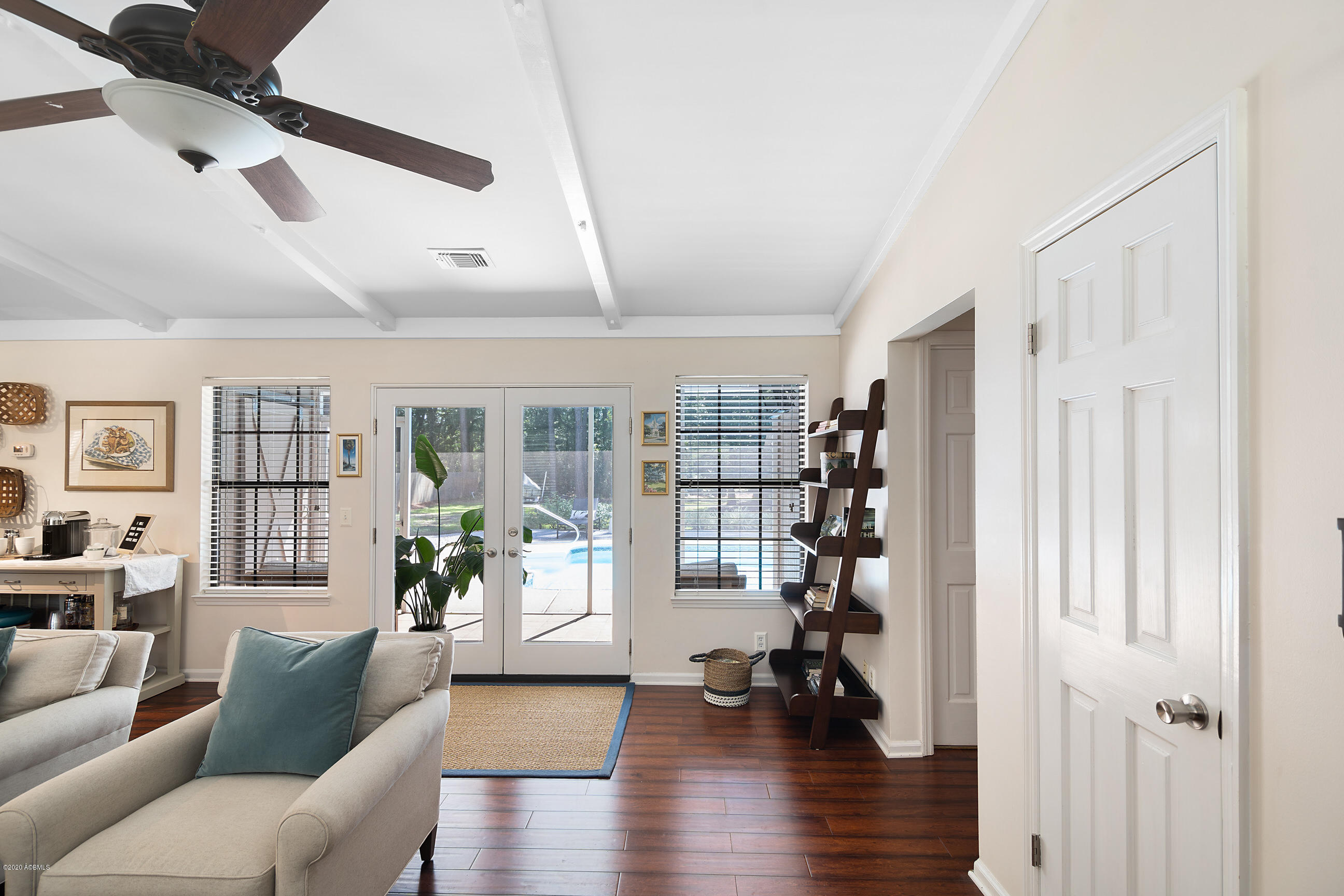 108 State Rd S-7-578 Beaufort, SC 29907 - Photo 9 of 33 DSC08141