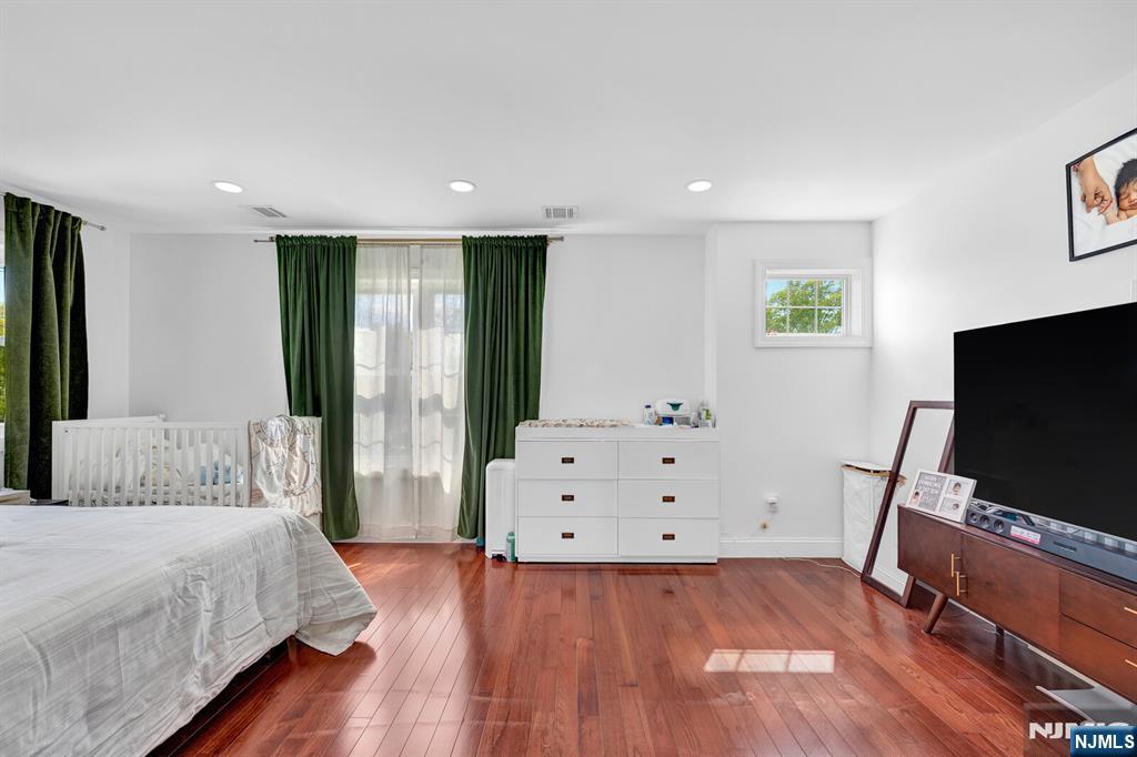 426 Union Avenue Rutherford, NJ 07070 - Photo 23 of 45