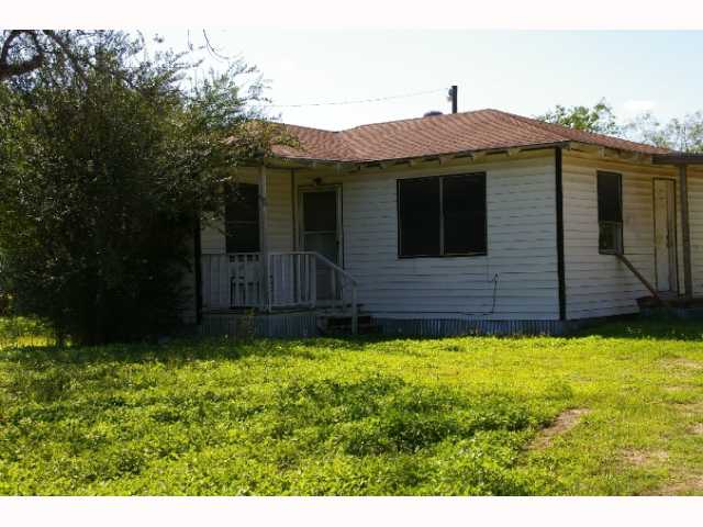 104 Taylor Lane Elgin, TX 78621 - Photo 1 of 1 Gallery Image 1