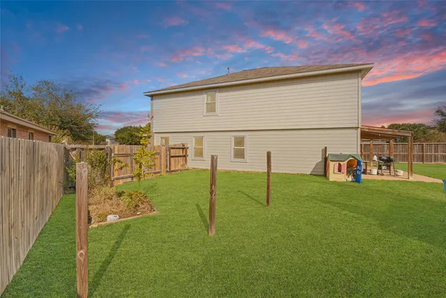 $300,000 | 20803 Banyan Crest Lane, Katy, TX 77449