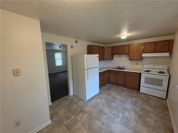 $1,100 | 165 Atkinson Street, Rochester, NY 14608