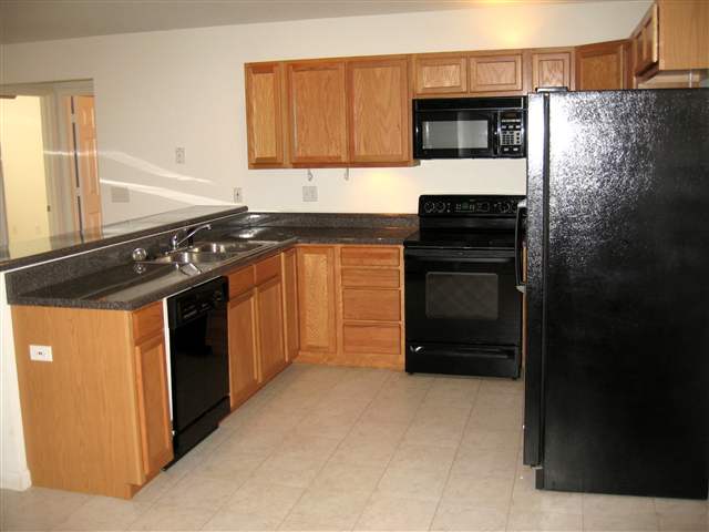 101 Pinetree Road, Unit LAKE HARTWELL Townville, SC 29689 - Photo 5 of 18 Gallery Image 5