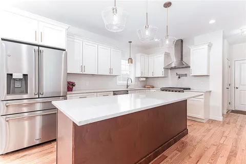 $798,000 | 43 Kenyon Hill Trail, Richmond, RI 02898
