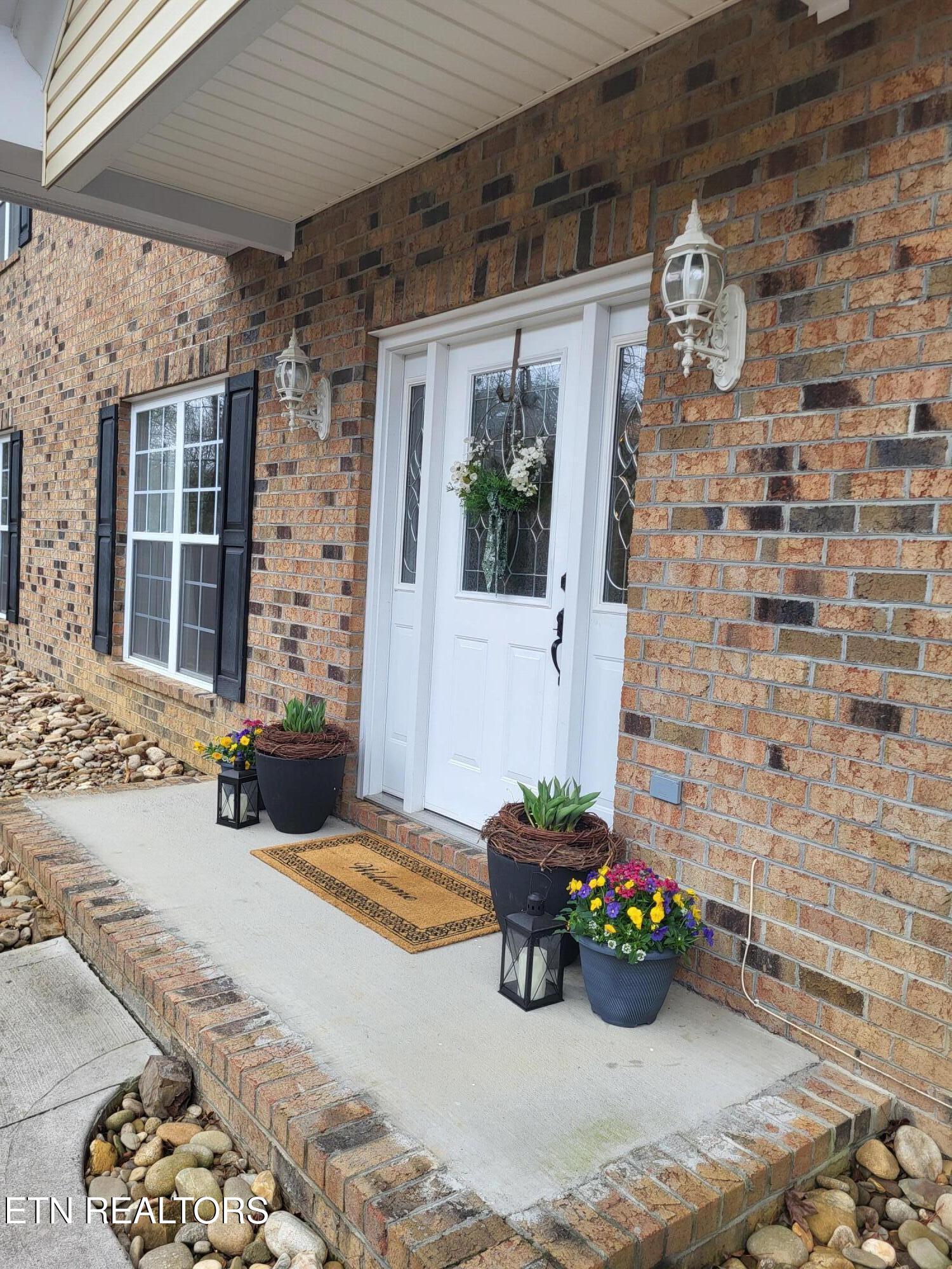 154 Glassboro Drive Oak Ridge, TN 37830 - Photo 4 of 50 4